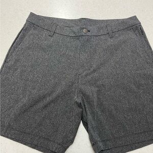 lululemon athletica Men's Dark Charcoal Flat-Front Shorts